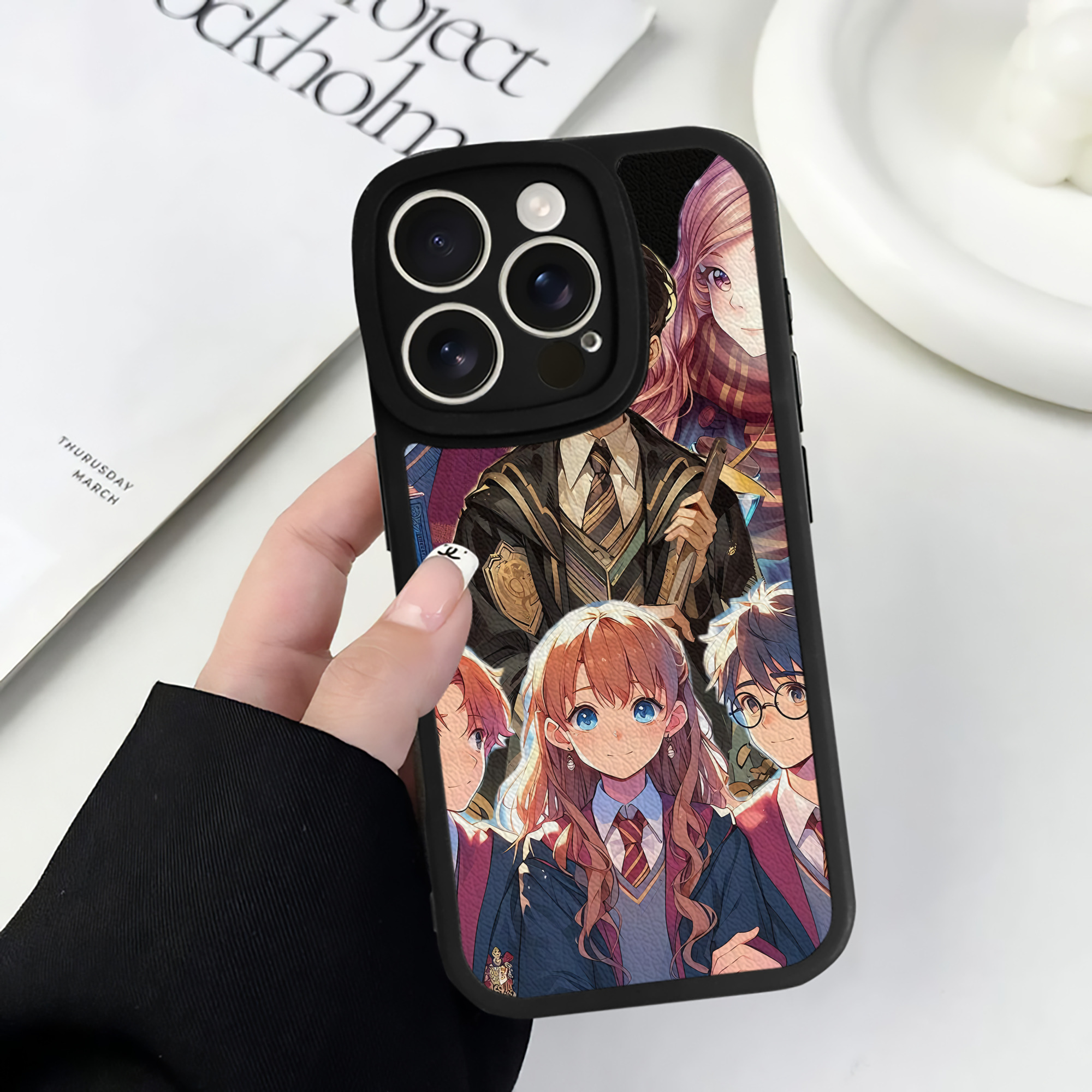 （画像用） Harry Potter ハリー・ポッターシリーズ 【iPhone 16シリーズ対応】シリコンスマホケース（レザー調） 材質：シリコン